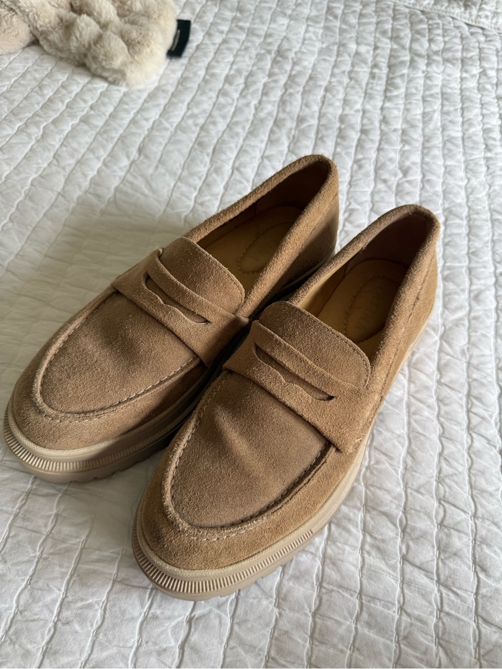 Patina Women's Chunky Suede Loafers in Tan Size 8 - Picture 2 of 5